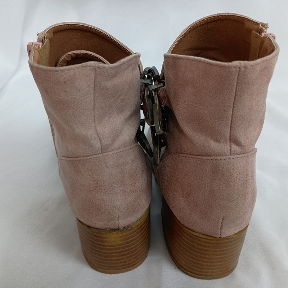 QUPID Western Pink Barbiecore Butterly Soft Pastel Suede Ankle Boots-(#118)‎ - Picture 3 of 7